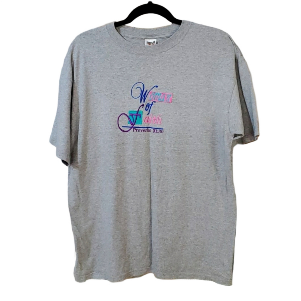 NWOT Woman of faith Tshirts‎ .
